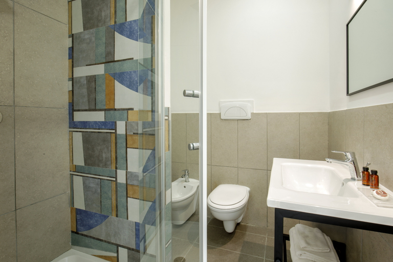 Bathroom 5, SIMON HOTEL APRILIA, Latina