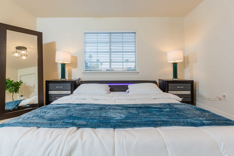 Bedroom 4, Elegant Pasadena Retreat Prime Comfort Awaits, Los Angeles