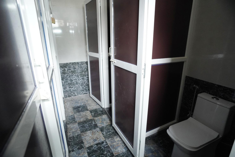 Bathroom 3, HOTEL METRO REGENCY INN, Jaipur