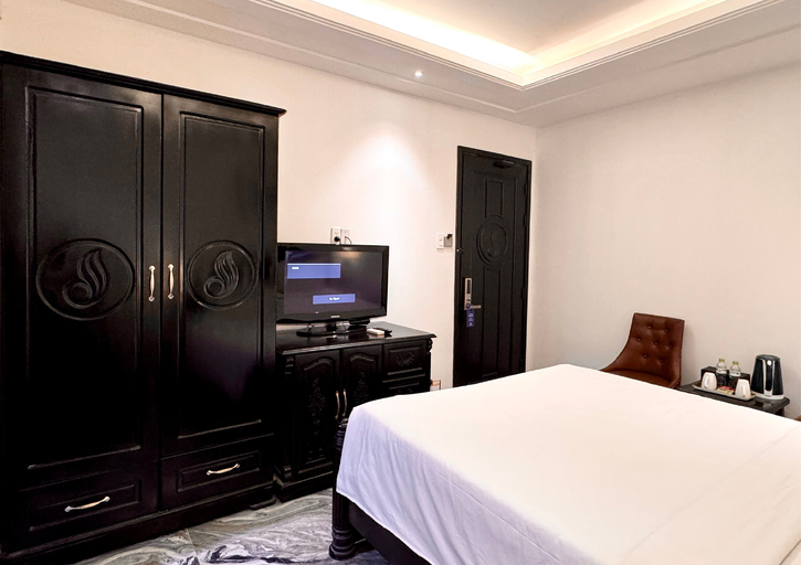 Bedroom 6