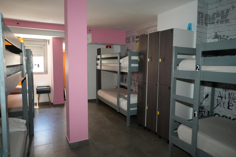 Others 2, New Art Hostel - Albergue Juvenil, Baleares