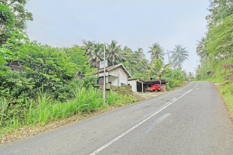 Others 3, OYO Life 92264 Argo Homestay, Pacitan