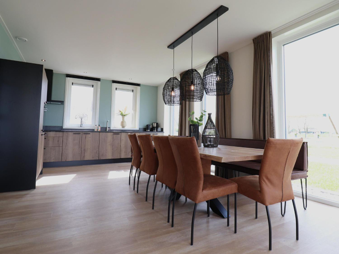 Others 5, Villa in Leons with Frisian Charm, Littenseradiel