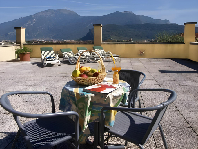 Others 4, Aparthotel Englovacanze, Trento