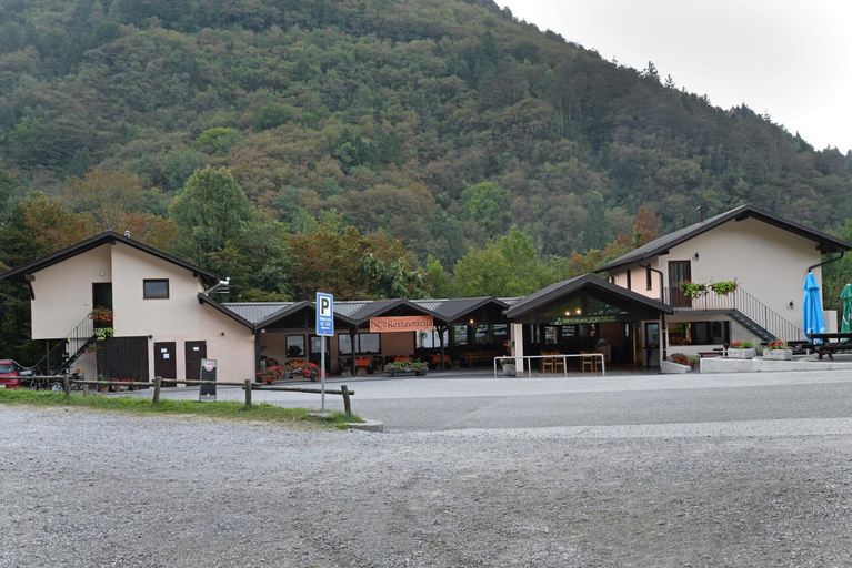 Food & Drinks 5, Rooms Tolminska korita, Tolmin