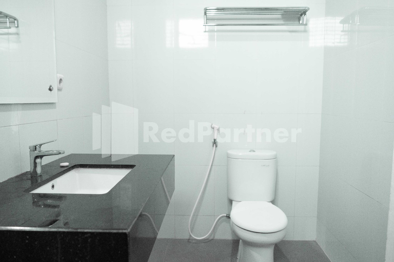 Bathroom 8