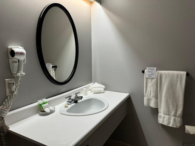 Bathroom 3, Hotel-Motel Le Panorama, Le Rocher-Percé