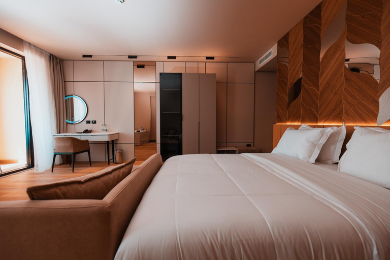Others 5, Royal-G Deluxe Hotel, Durrësit