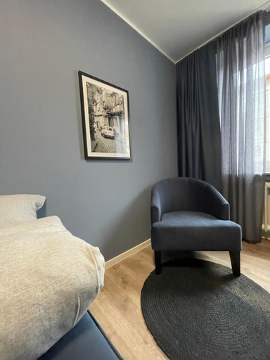 Others 4, Zimmer in der Altstadt, Bielefeld