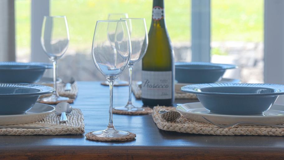 Food & Drinks 4, Morien - 2 Bedroom Apartment - Saundersfoot, Pembrokeshire