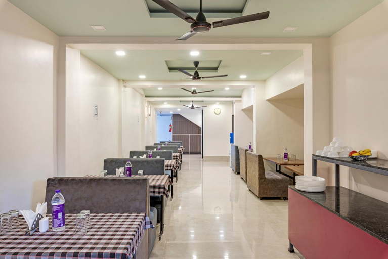 Food & Drinks 5, Emerald Retreat, Pune