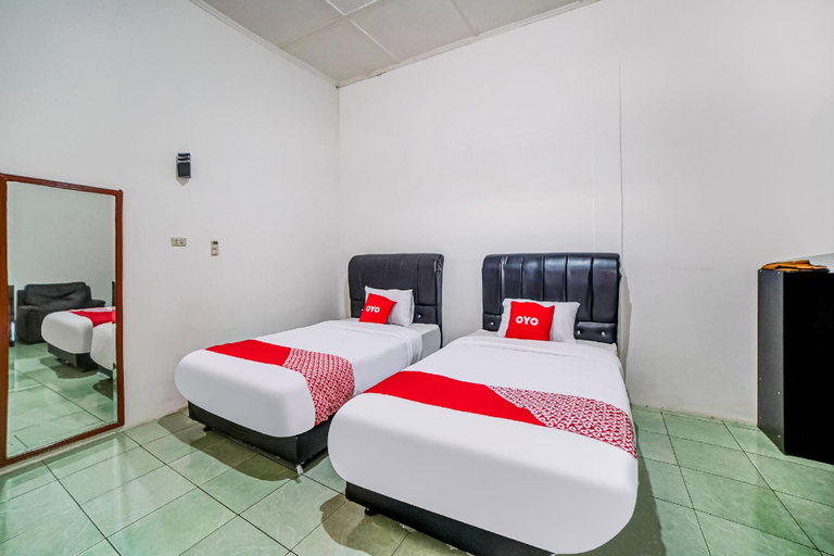 Others 5, Hotel O Anugrah, Asahan