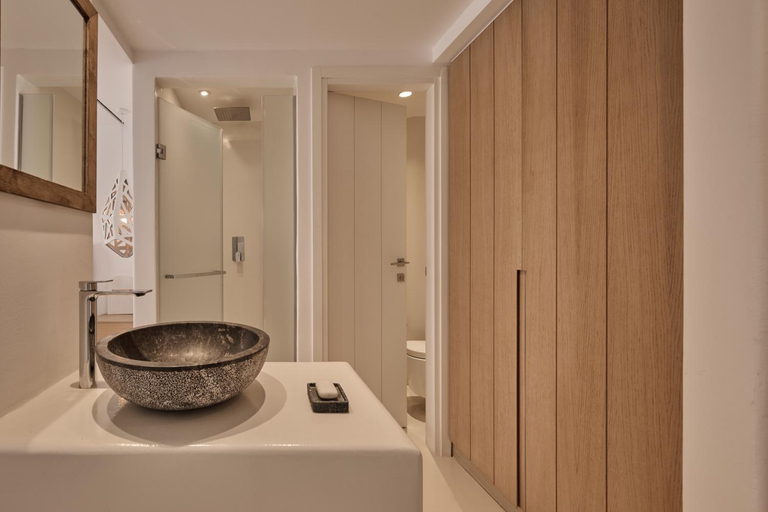 Bathroom 4, Οvea Mykonos, South Aegean