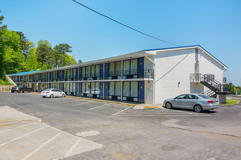 Exterior & Views 1, Motel 6-Cleveland, TN GA, Bradley