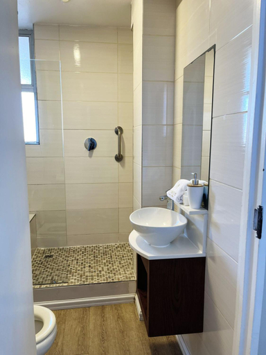 Others 3, Exclusive Stays @ Rea's Oceanic Hotels, eThekwini