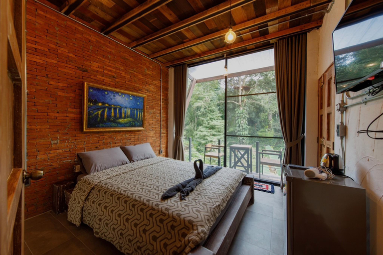 Bedroom 16