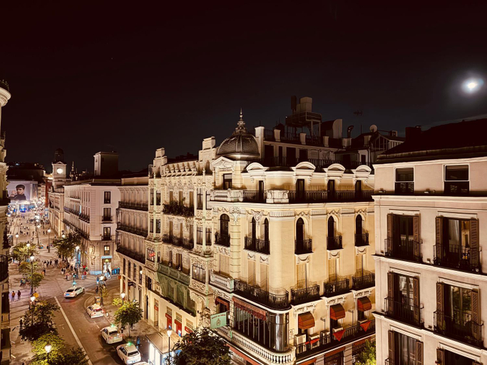 Others 2, Hostal Patria Madrid, Madrid