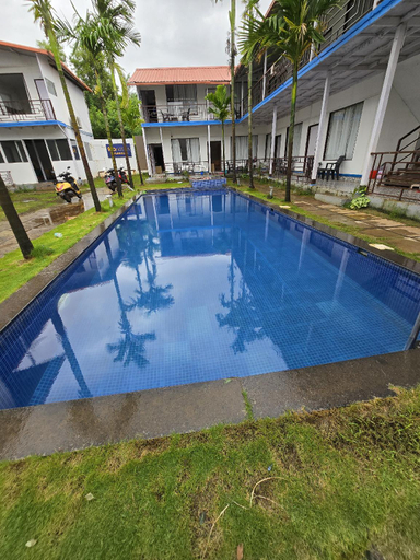 Others 4, What If Backpackers Hostel, North Goa