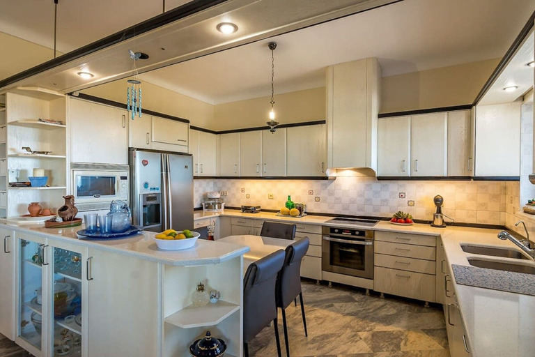 Room 3, Escape to Paradise - Chania s Seaside Getaway, Crete