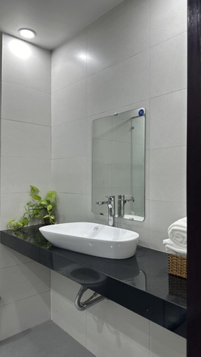 Bathroom 3, Rose's Homestay Hue, Huế