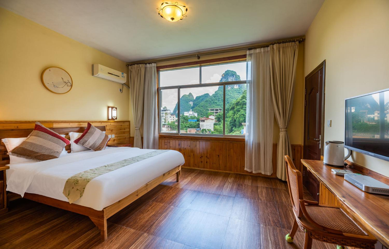Bedroom 2, Yangshuo Snow Lion Riverside Resort, Guilin