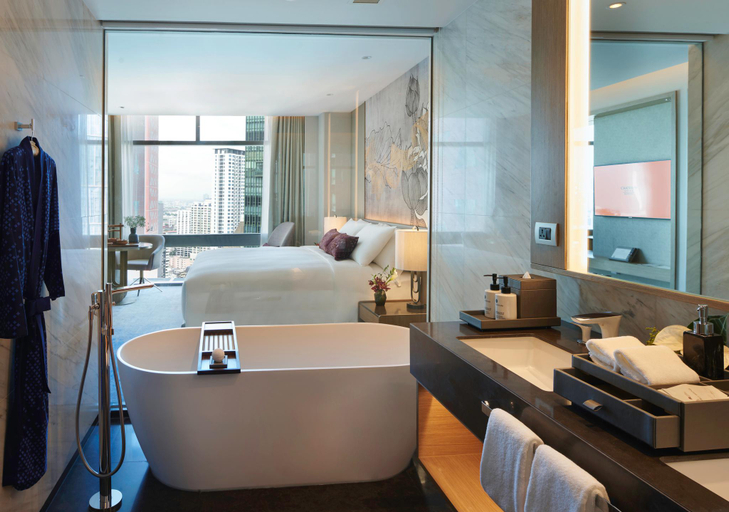 Bathroom 25