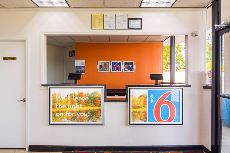 Public Area 2, Motel 6-Cleveland, TN GA, Bradley