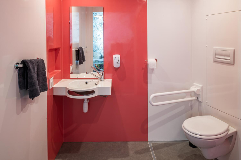 Bathroom 3, Smart Appart Le Havre 97, Seine-Maritime