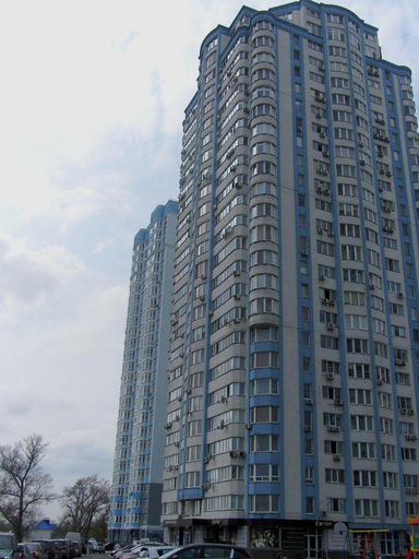Others 5, S&M Apartments, Darnyts'kyi