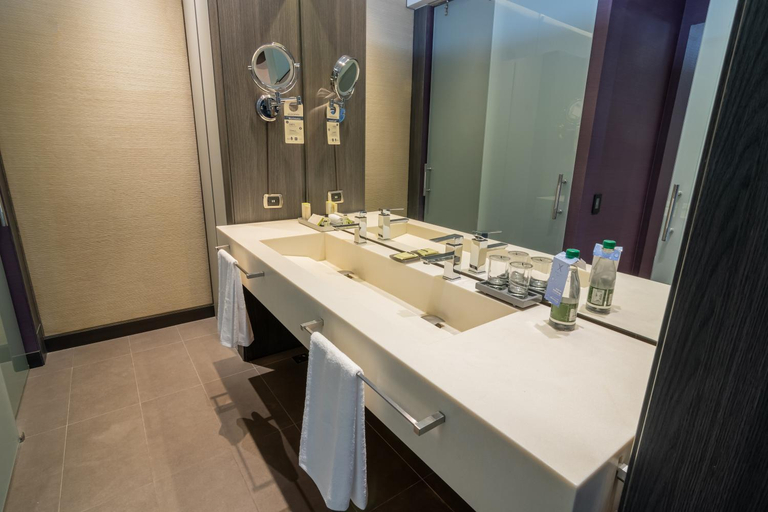 Bathroom 4, GHL Hotel Bioxury, Santafé de Bogotá