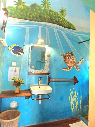 Bathroom 3, Villa Paradis, Analanjirofo