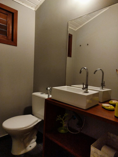 Bathroom 16