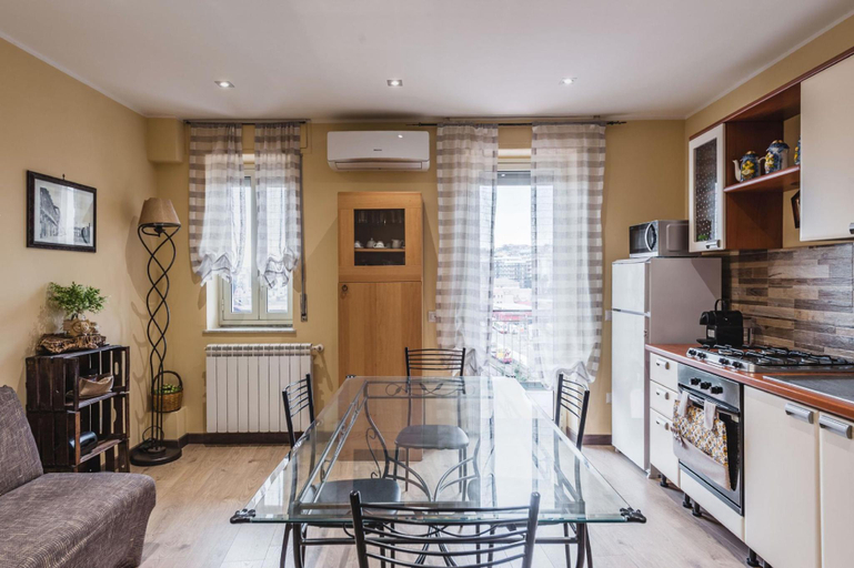 Others 5, Leonardo 5 House by Wonderful Italy, Catania
