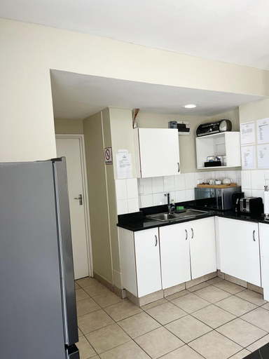 Others 4, Exclusive Stays @ Rea's Oceanic Hotels, eThekwini