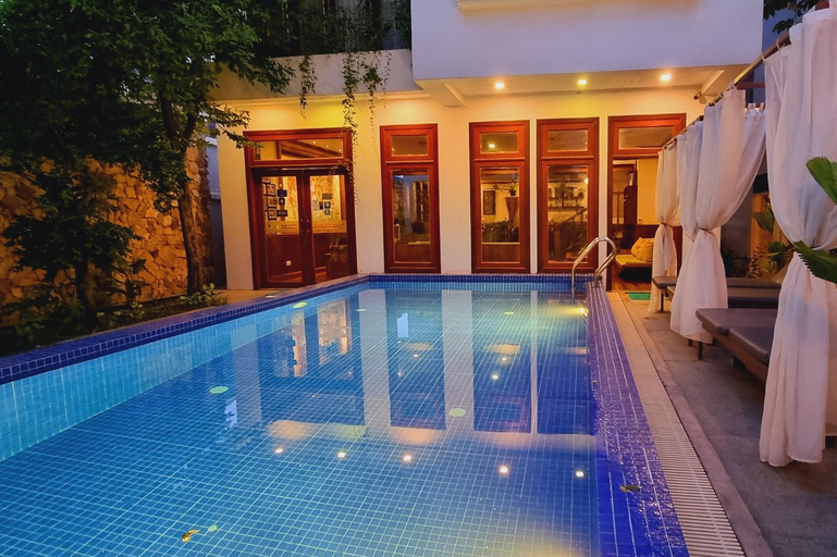 Sport & Beauty 2, Vid Angkor Boutique , Siem Reap