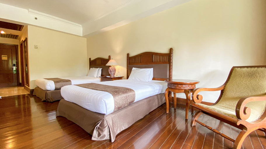 Bedroom 13