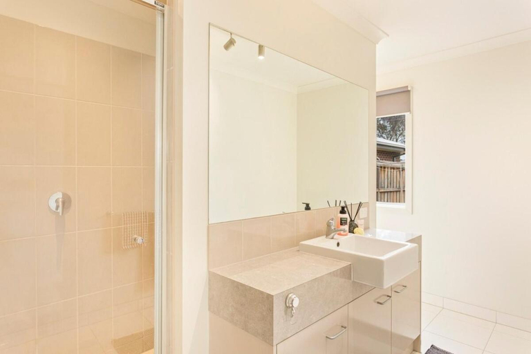 Bathroom 3, Family w Large Pool & Game Garage Wlk to Beach, Bass Coast - Phillip Is.