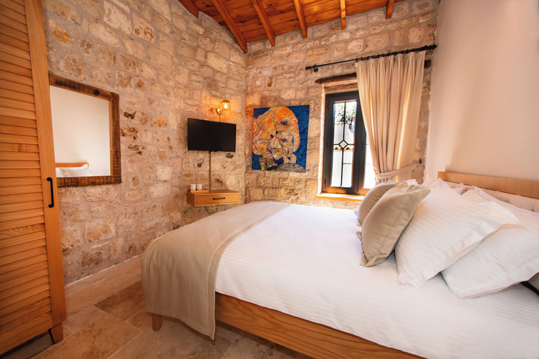 Others 5, Atrium Suites, Urla