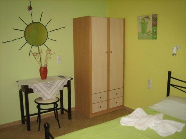 Others 4, Studio nikolos, Peloponnese