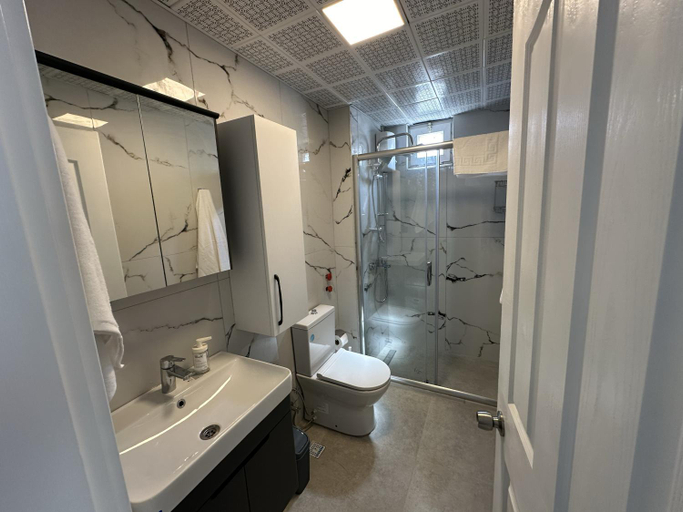 Bathroom, Mehtap's Home, Antalya