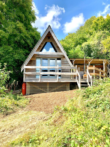 Others 4, Sparrow Cabin Hot Tub, Kent
