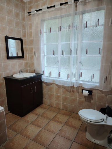 Bathroom 3, Gooderson Leisure Natal Spa Self Catering , Zululand