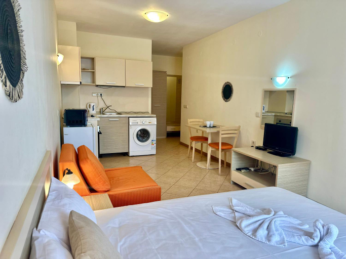Bedroom 3, Menada Royal Sun Apartments, Nesebar