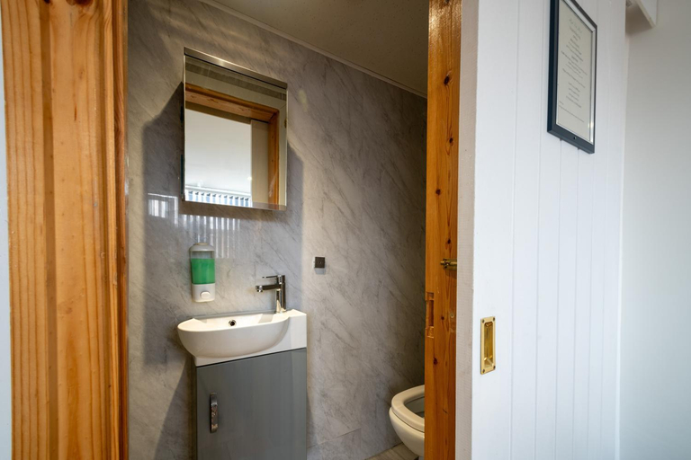 Bathroom 4, High Tide Hotel, Blackpool