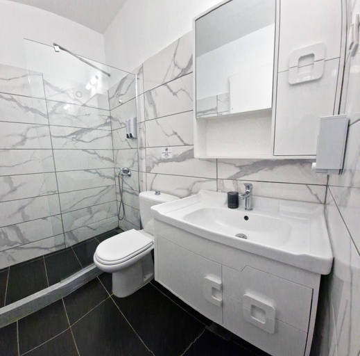 Shower 5, Vesta House, Epirus