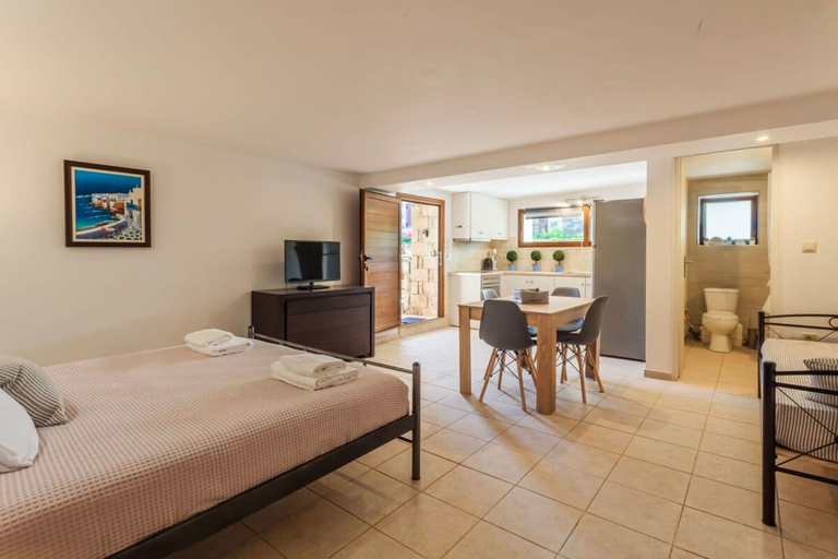 Bedroom 3, Mani s Aura Seaside-enchanting Stone Gem, Peloponnese