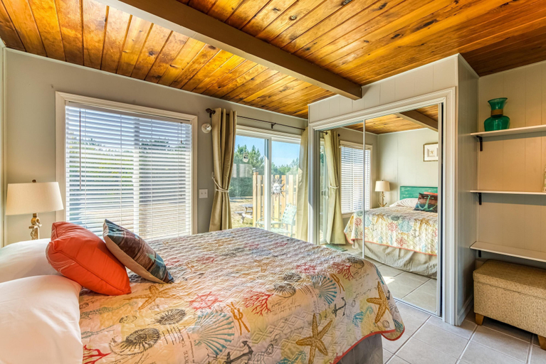 Bedroom 3, Stardust Dunes Condo, Grays Harbor