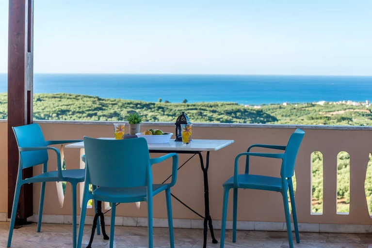Room 5, Escape to Paradise - Chania s Seaside Getaway, Crete