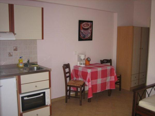 Others 3, Studio nikolos, Peloponnese