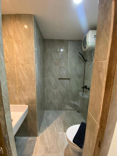 Bathroom 4